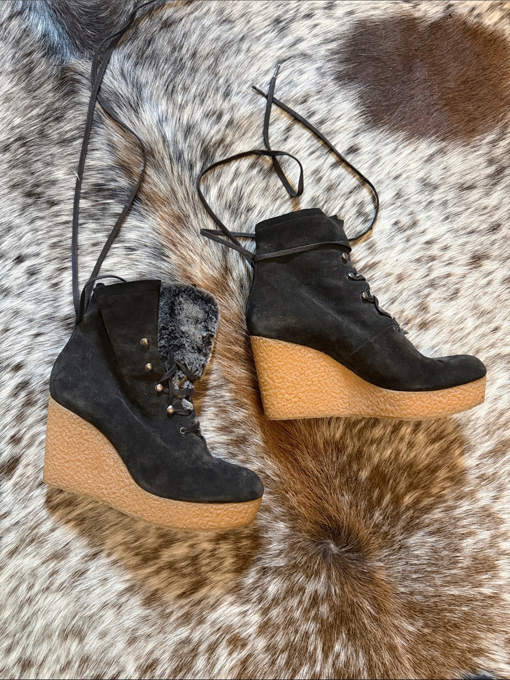 Coclico Gray Lace-Up Platform Wedge Booties – EU 39